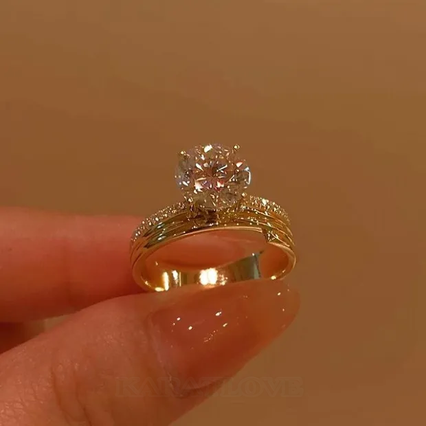 Round Cut Diamond White Yellow Gold 925 Sterling Silver Engagement Ring