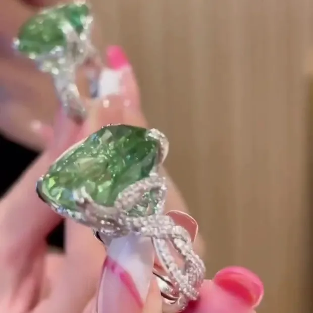 Cushion Cut Peridot Green Art Deco 925 Sterling Silver Engagement Ring