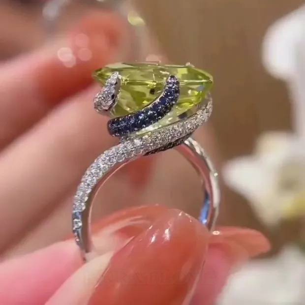 Asscher Cut Peridot Green Art Deco 925 Sterling Silver Engagement Ring Asscher Cut Peridot Green Art Deco 925 Sterling Silver Engagement Ring