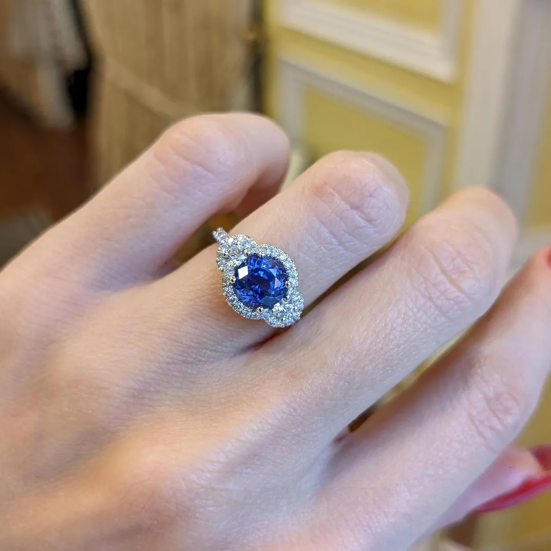 Round Cut Sapphire Blue Halo 925 Sterling Silver Engagement Ring Round Cut Sapphire Blue Halo 925 Sterling Silver Engagement Ring