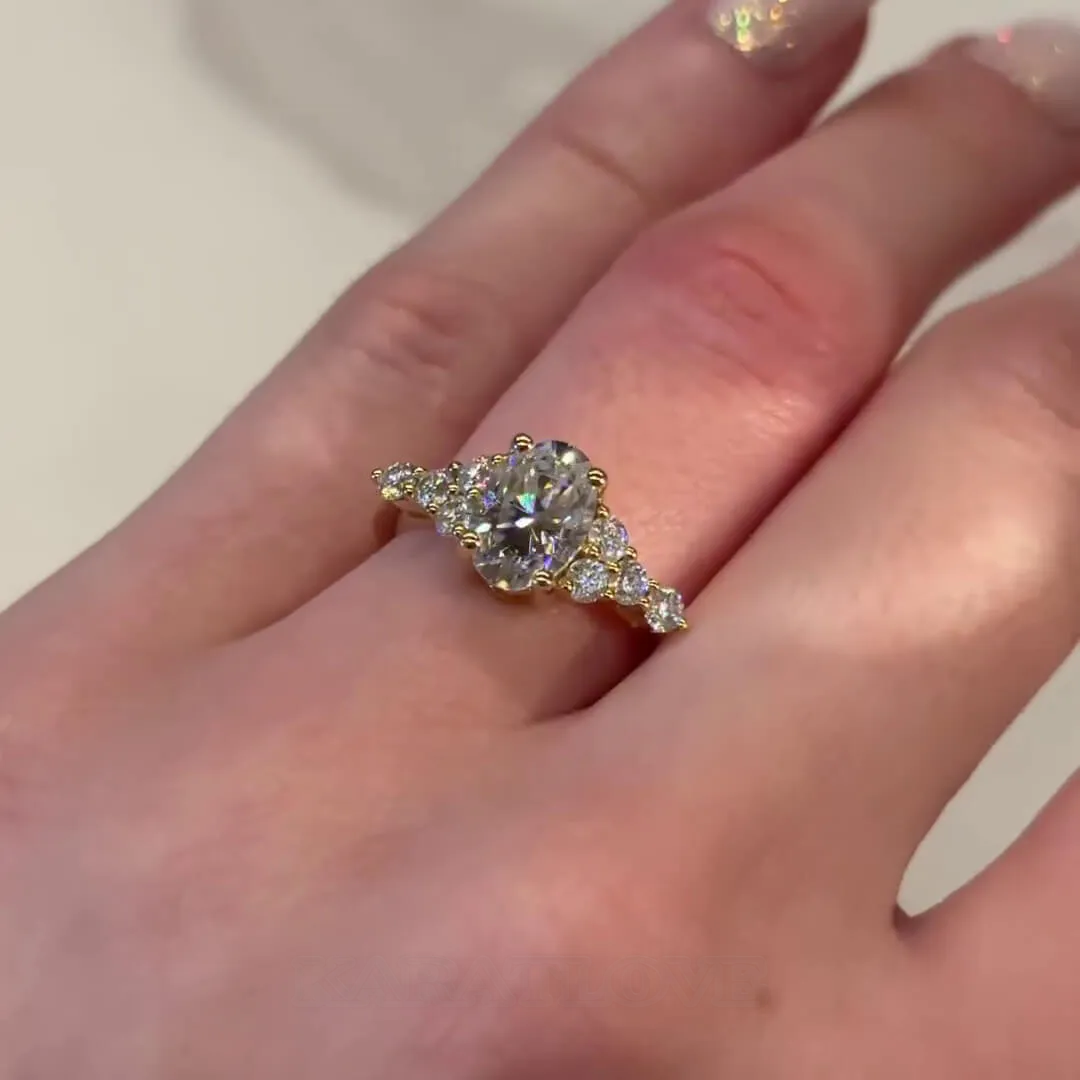 Oval Cut Diamond White Sterling Silver Yellow Gold Engagement Ring Oval Cut Diamond White Sterling Silver Yellow Gold Engagement Ring