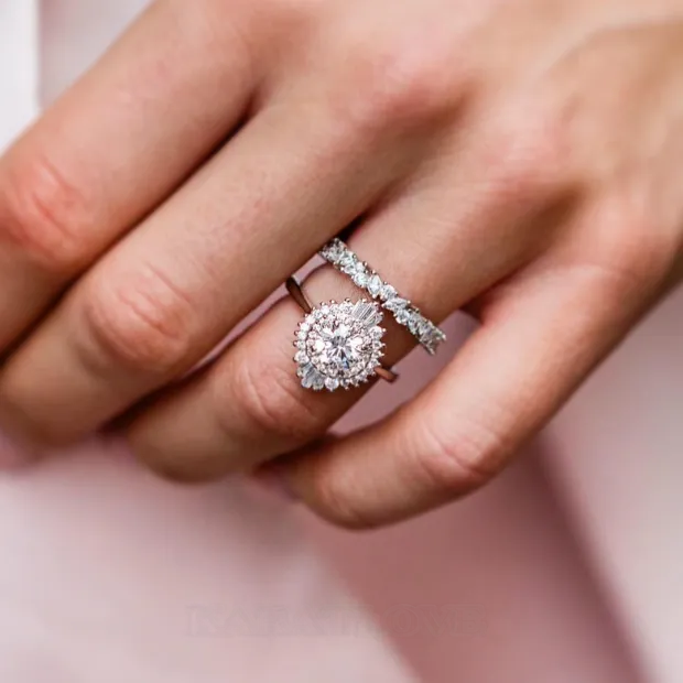 Round Cut Diamond White Halo 925 Sterling Silver Ring Set Round Cut Diamond White Halo 925 Sterling Silver Ring Set