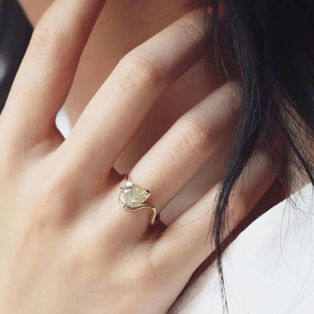 Pear Cut Diamond White 925 Sterling Silver Yellow Gold Art Deco Ring Set