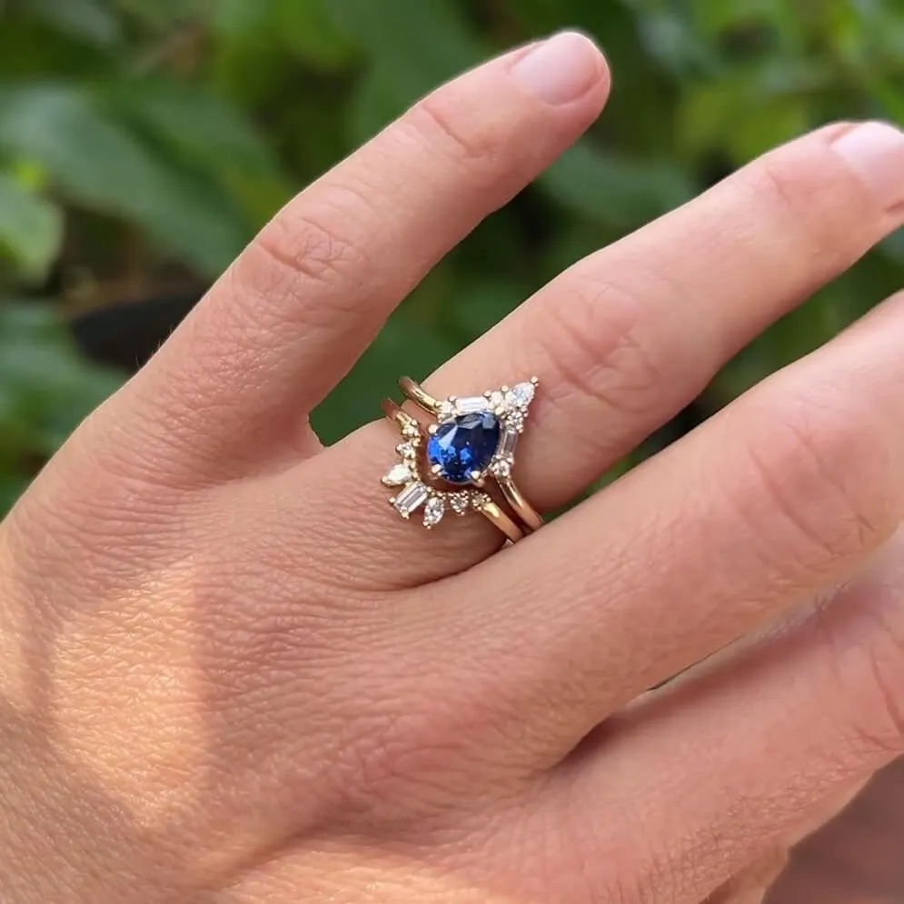 Pear Cut Sapphire Blue 925 Sterling Silver Yellow Gold Art Deco Ring Set Pear Cut Sapphire Blue 925 Sterling Silver Yellow Gold Art Deco Ring Set
