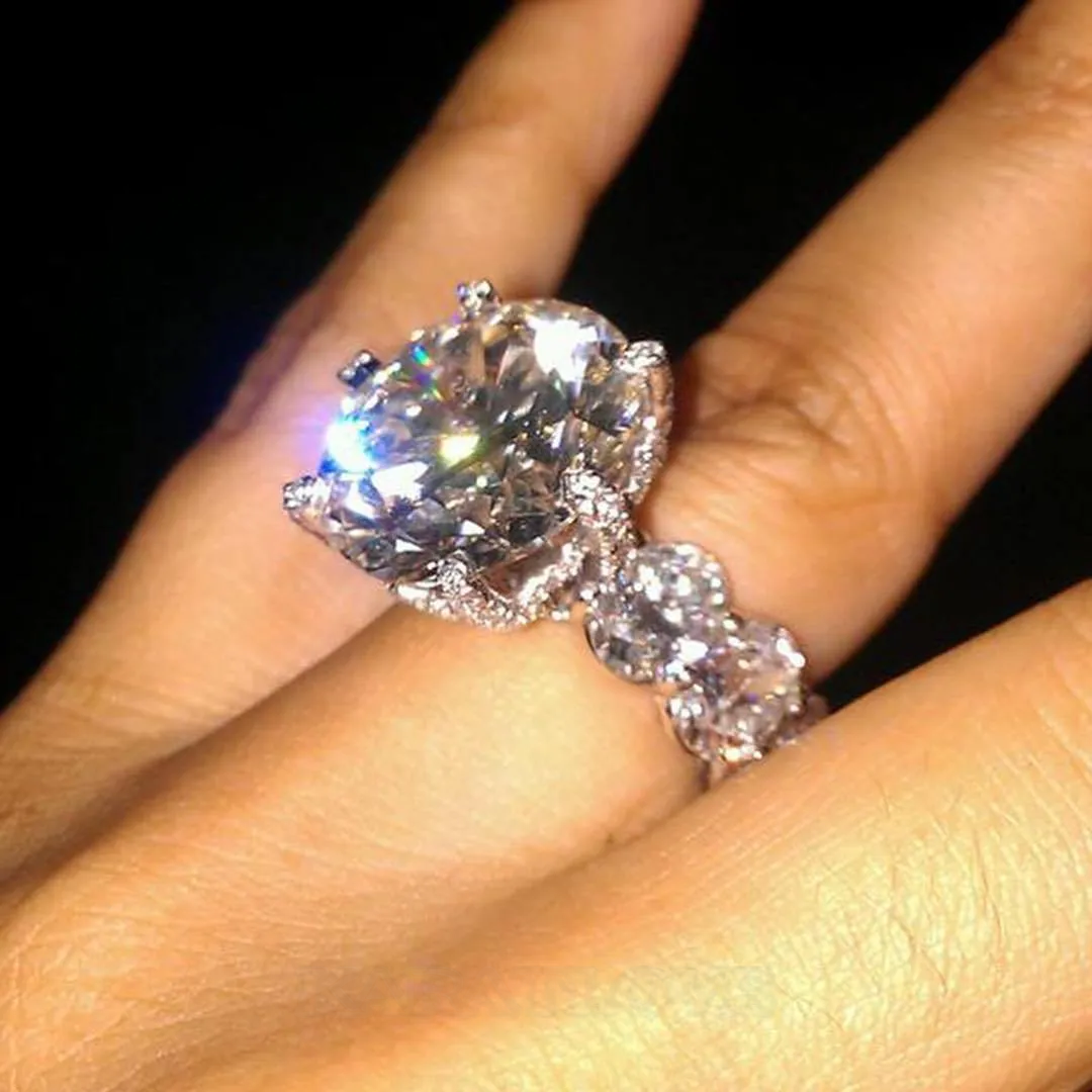 Round Cut Diamond White Engagement Ring in 925 Sterling Silver