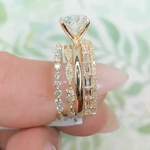 Round Cut Diamond White Gold Bridal Sets in 925 Sterling Silver Round Cut Diamond White Gold Bridal Sets in 925 Sterling Silver
