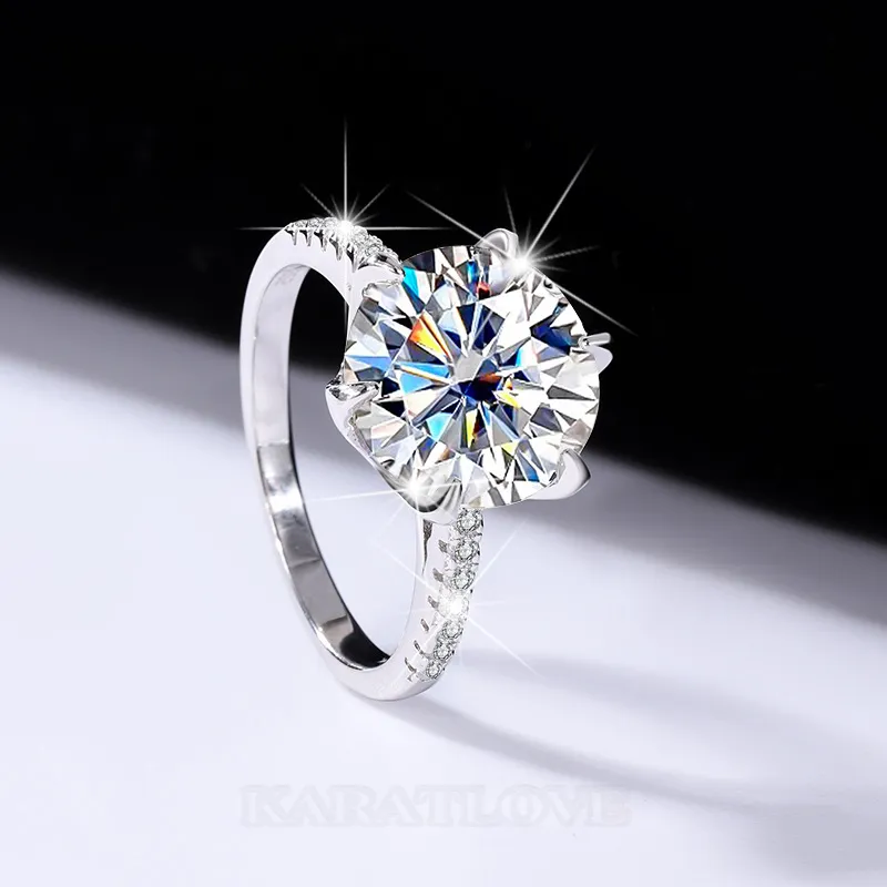Round Cut Moissanite Diamond White 925 Sterling Silver Classic Engagement Ring
