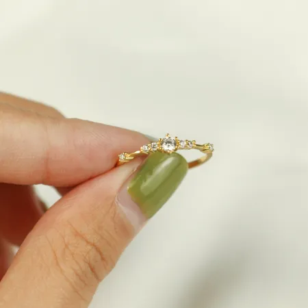 Diamond White Round Cut...