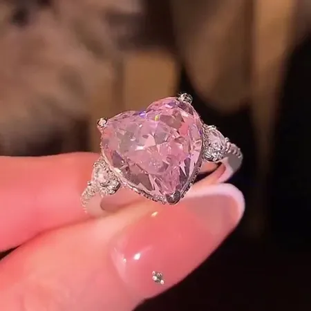 Fancy Pink Heart Cut...