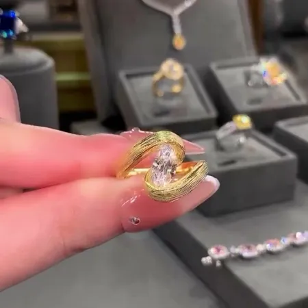 Marquise Cut Diamond White...