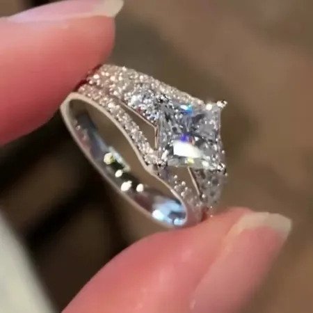 Princess Cut Diamond White...