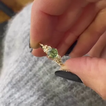 Round Cut Peridot Green 925...