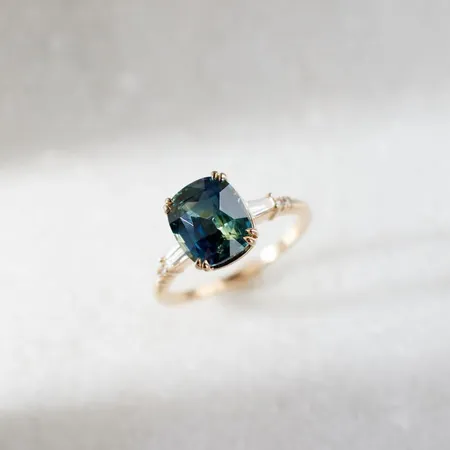 Cushion Cut Emerald Green...