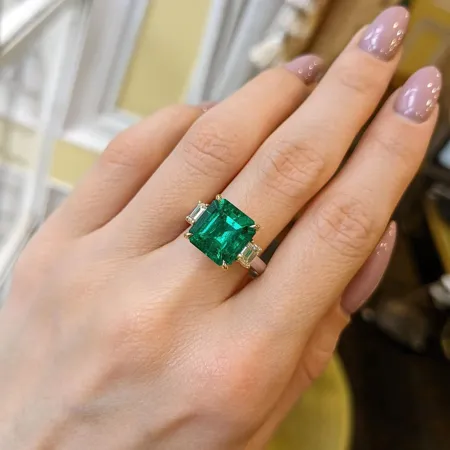 Princess Cut Emerald Green...