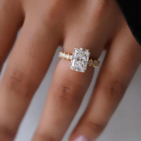 Radiant Diamond White...