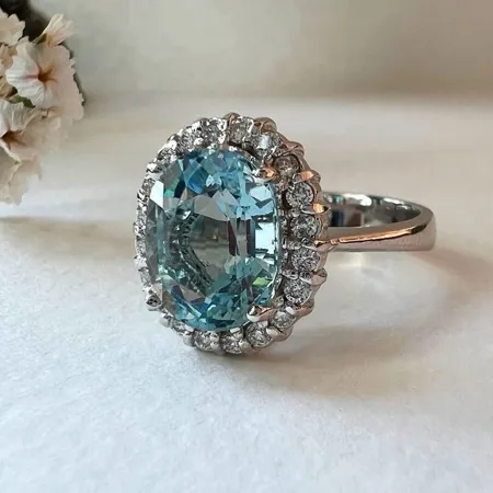 Oval Cut Aquamarine...