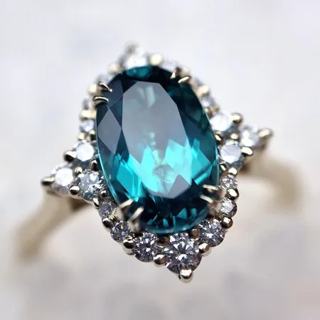 Oval Cut Aquamarine...