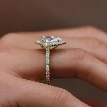 Pear Cut Diamond White...