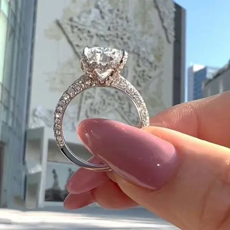 Cushion Cut Diamond White...