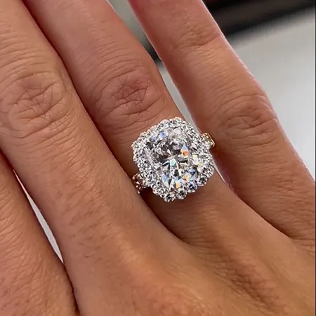 Cushion Cut Diamond White...