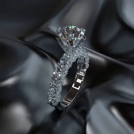 Round Cut Diamond White...