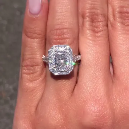 Radiant Cut Diamond White...