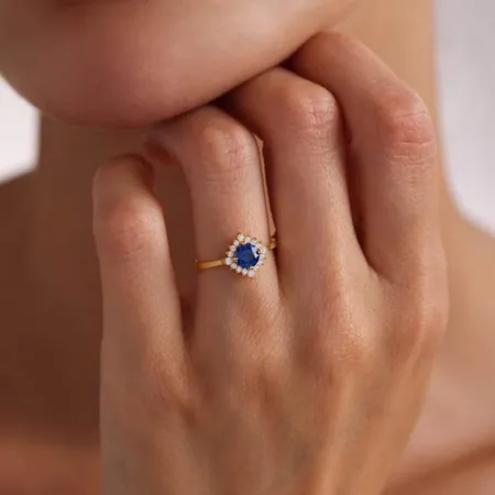 Round Cut Sapphire Blue...