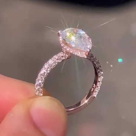 Pear Cut Diamond White...
