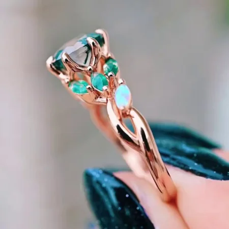 Round Cut Green Moss Agate...