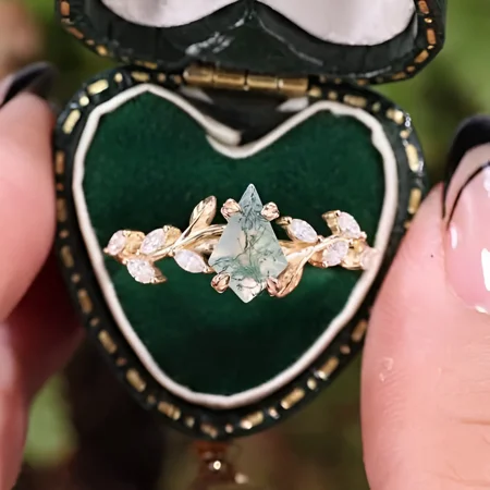 Kite Cut Green Moss Agate...