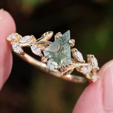 Kite Cut Green Moss Agate...