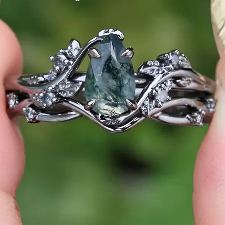 Pear Cut Green Moss Agate...