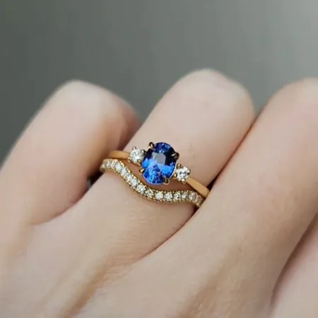 Oval Cut Sapphire Blue 925...