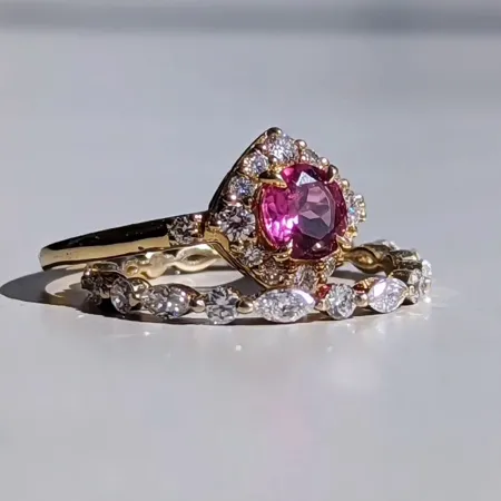 Round Cut Fancy Pink 925...