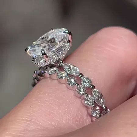 Oval Cut Diamond White 925...