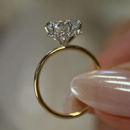 Round Diamond White...