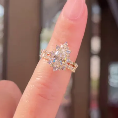 Pear Cut Diamond White...