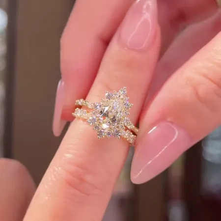 Pear Cut Diamond White...