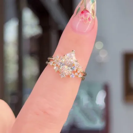 Pear Cut Diamond White...