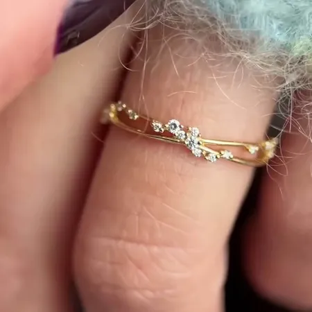 Oval Cut Peridot Green...