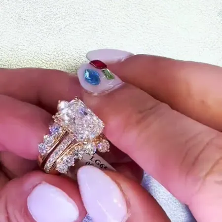 Radiant Cut Diamond White...