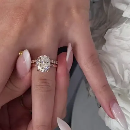 Oval Cut Diamond White 925...