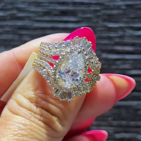 Pear Cut Diamond White 925...