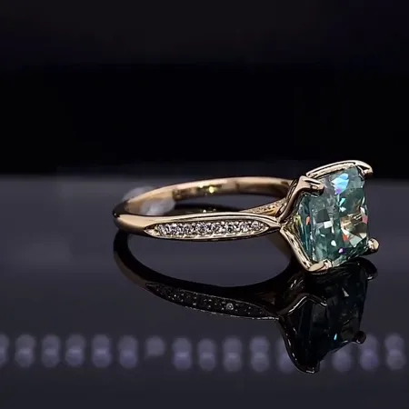 Emerald Green Princess Cut...