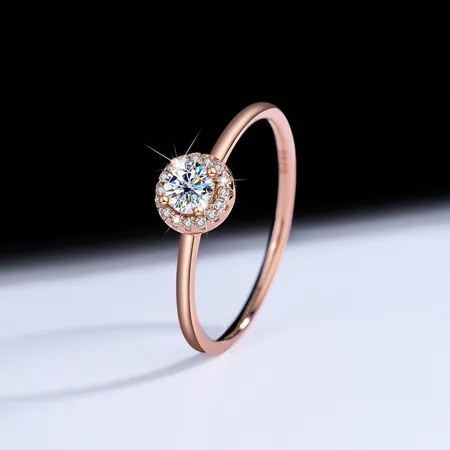 Round Cut Moissanite...