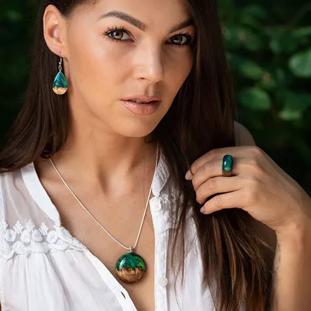 Wood And Resin Aurora...